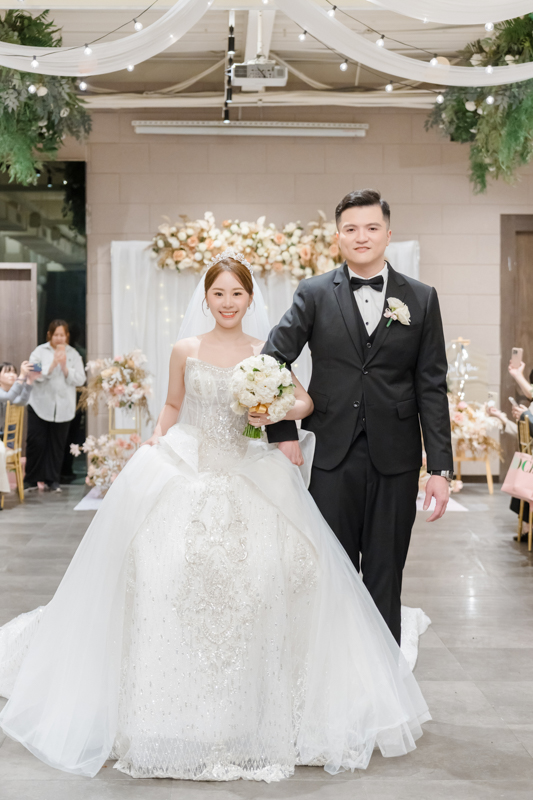 SJwedding鯊魚婚紗婚攝團隊A.G.在桃園川門子拍攝的婚禮紀錄” border=