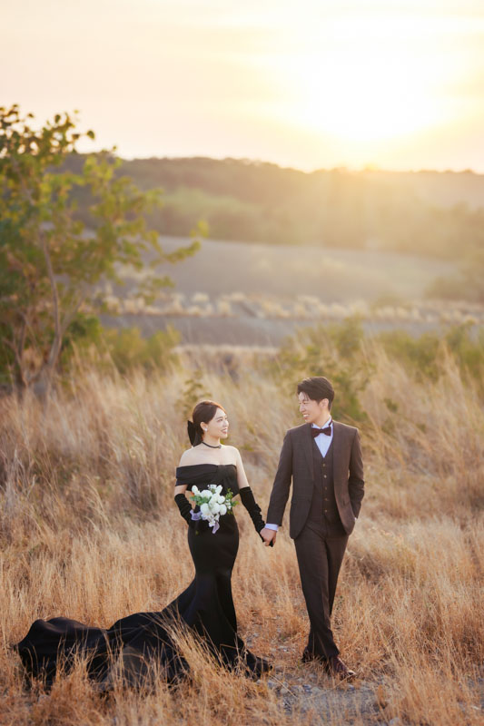 SJwedding鯊魚婚紗婚攝團隊小倩在台中麗寶樂園火炎山拍攝的自助婚紗” border=