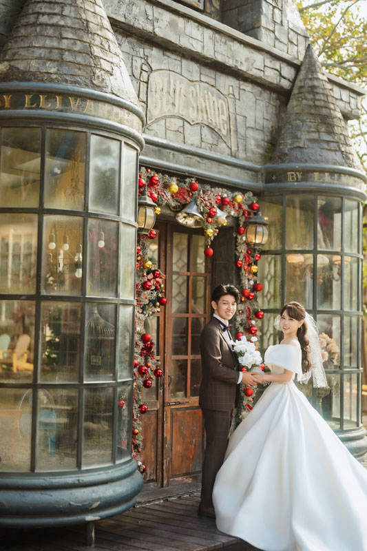 SJwedding鯊魚婚紗婚攝團隊小倩在台中麗寶樂園火炎山拍攝的自助婚紗” border=
