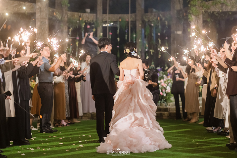SJwedding鯊魚婚紗婚攝團隊Morning默在CHALET V拍攝的婚禮紀錄” border=