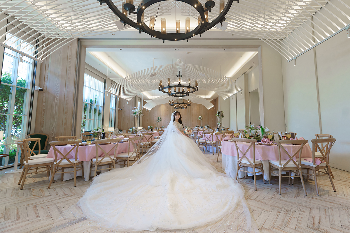 SJwedding鯊魚婚紗婚攝團隊鄭勳在台中蘭克斯特拍攝的婚禮紀錄” border=