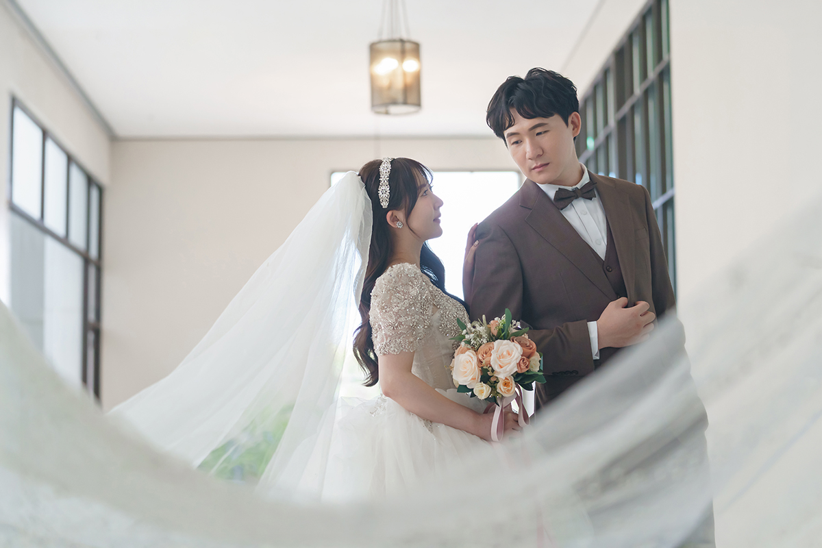 SJwedding鯊魚婚紗婚攝團隊鄭勳在台中蘭克斯特拍攝的婚禮紀錄” border=