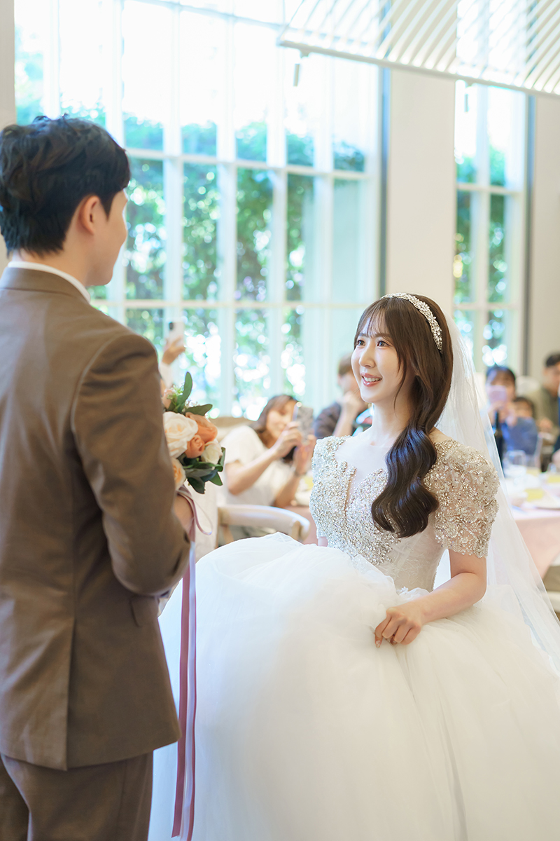 SJwedding鯊魚婚紗婚攝團隊鄭勳在台中蘭克斯特拍攝的婚禮紀錄” border=