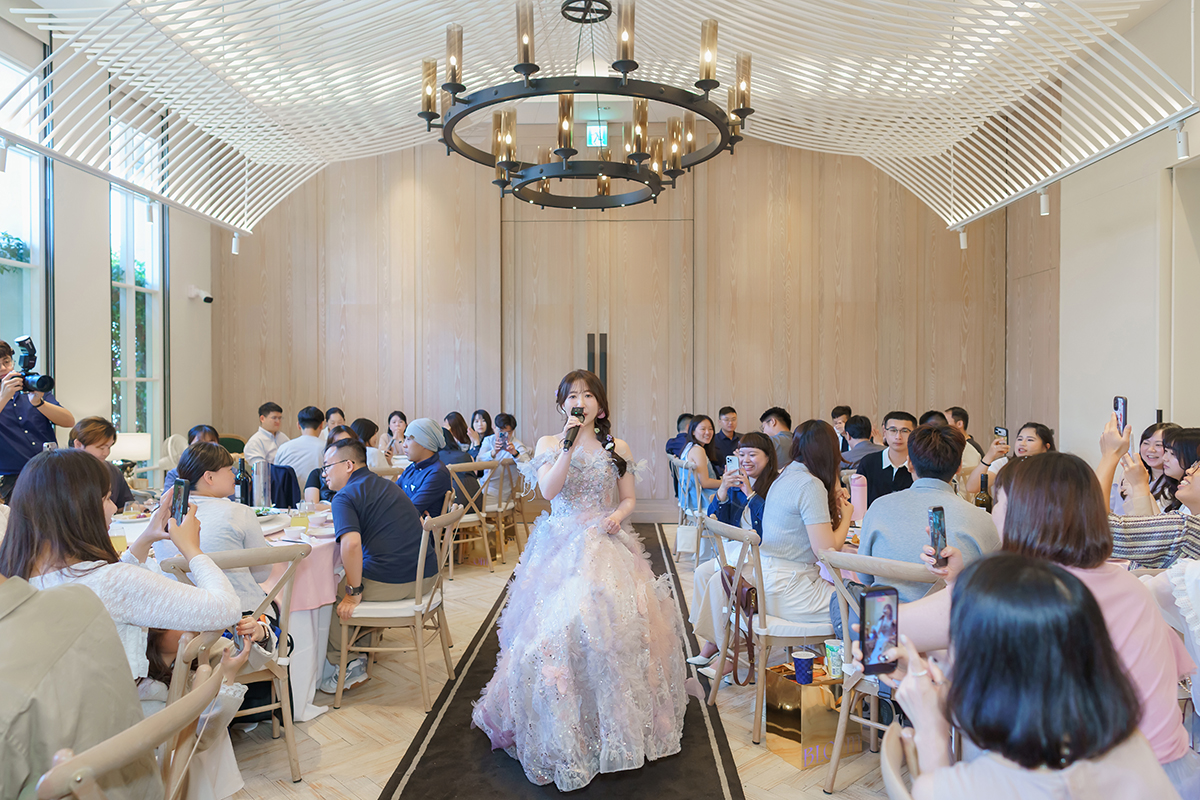 SJwedding鯊魚婚紗婚攝團隊鄭勳在台中蘭克斯特拍攝的婚禮紀錄” border=