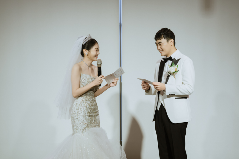 SJwedding鯊魚婚紗婚攝團隊在台中蘭克斯特拍攝的婚禮紀錄” border=