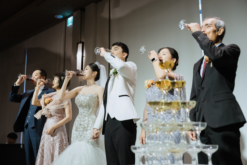 SJwedding鯊魚婚紗婚攝團隊在台中蘭克斯特拍攝的婚禮紀錄” border=