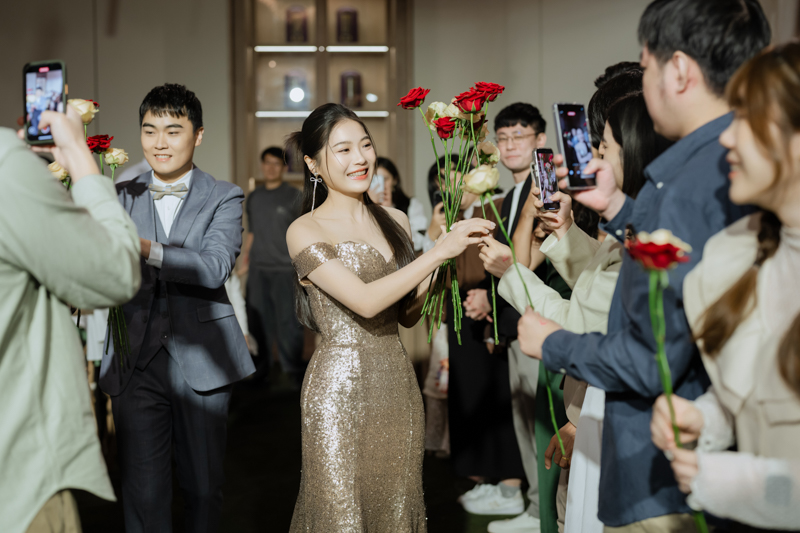 SJwedding鯊魚婚紗婚攝團隊在台中蘭克斯特拍攝的婚禮紀錄” border=