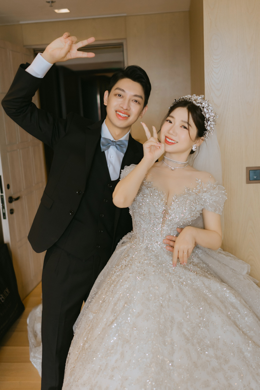 SJwedding鯊魚婚紗婚攝團隊雨翰在台北萬豪酒店拍攝的婚禮紀錄” border=