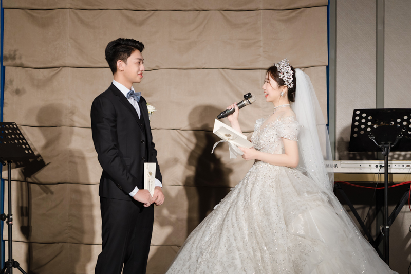 SJwedding鯊魚婚紗婚攝團隊雨翰在台北萬豪酒店拍攝的婚禮紀錄” border=