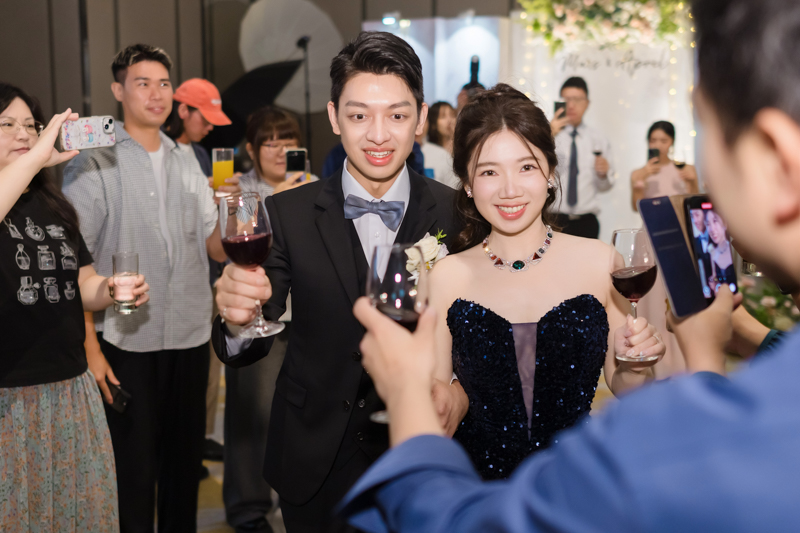 SJwedding鯊魚婚紗婚攝團隊雨翰在台北萬豪酒店拍攝的婚禮紀錄” border=