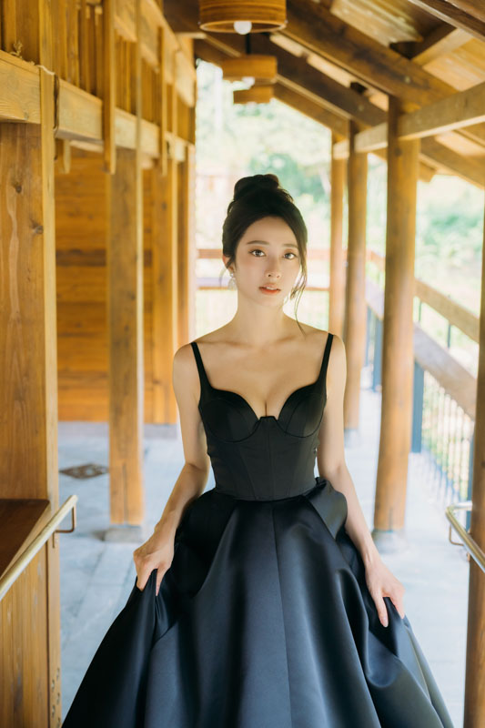 SJwedding鯊魚婚紗婚攝團隊雨翰在台北拍攝的自助婚紗” border=