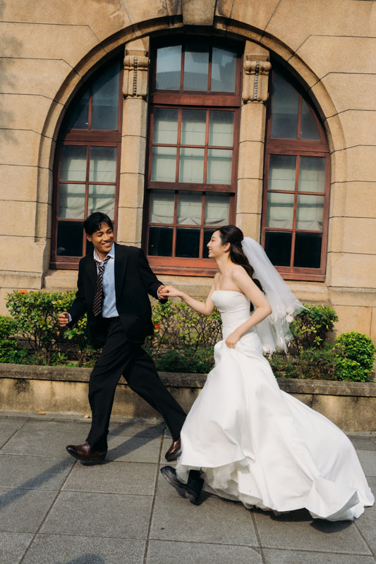 SJwedding鯊魚婚紗婚攝團隊雨翰在台北拍攝的自助婚紗” border=