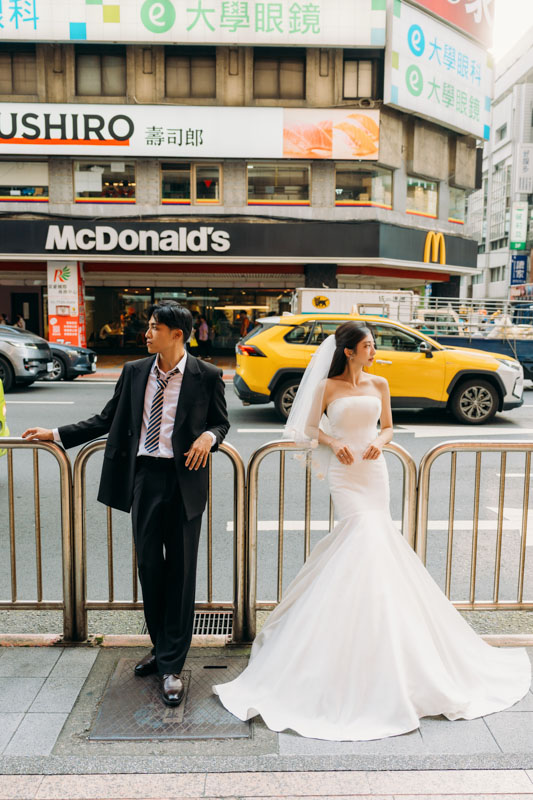 SJwedding鯊魚婚紗婚攝團隊雨翰在台北拍攝的自助婚紗” border=