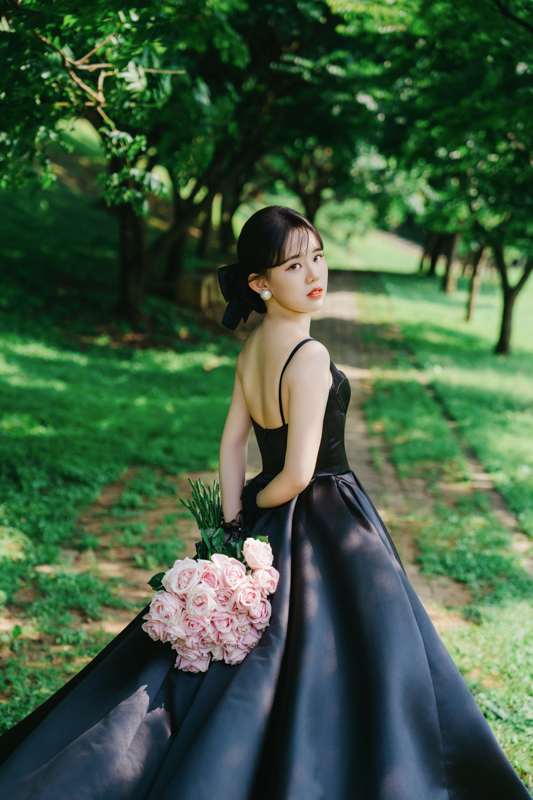 SJwedding鯊魚婚紗婚攝團隊雨翰在台北拍攝的自助婚紗” border=
