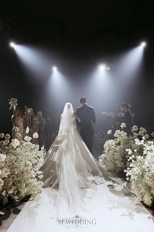 SJwedding鯊魚婚紗婚攝團隊鯊魚在台北美福飯店拍攝的婚禮紀錄” border=