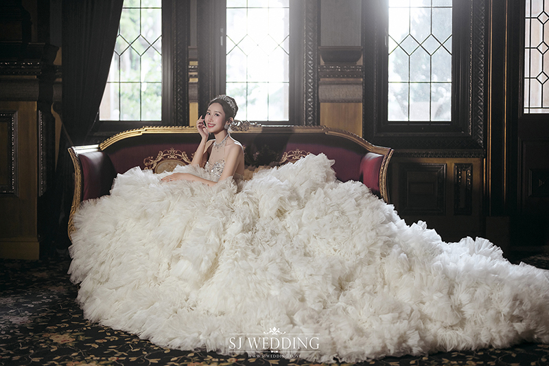 SJwedding鯊魚婚紗婚攝團隊鯊魚在南投合歡山老英格蘭莊園惠蓀林場拍攝的自助婚紗” border=