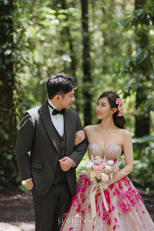 SJwedding鯊魚婚紗婚攝團隊鯊魚在南投合歡山老英格蘭莊園惠蓀林場拍攝的自助婚紗” border=