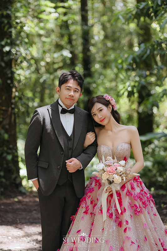 SJwedding鯊魚婚紗婚攝團隊鯊魚在南投合歡山老英格蘭莊園惠蓀林場拍攝的自助婚紗” border=