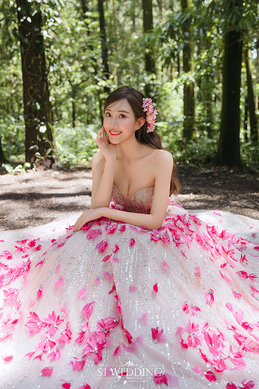 SJwedding鯊魚婚紗婚攝團隊鯊魚在南投合歡山老英格蘭莊園惠蓀林場拍攝的自助婚紗” border=