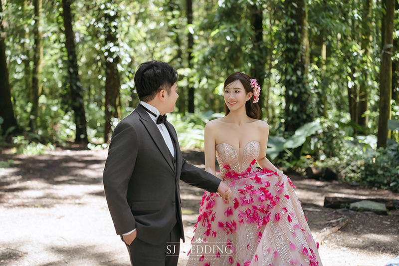 SJwedding鯊魚婚紗婚攝團隊鯊魚在南投合歡山老英格蘭莊園惠蓀林場拍攝的自助婚紗” border=