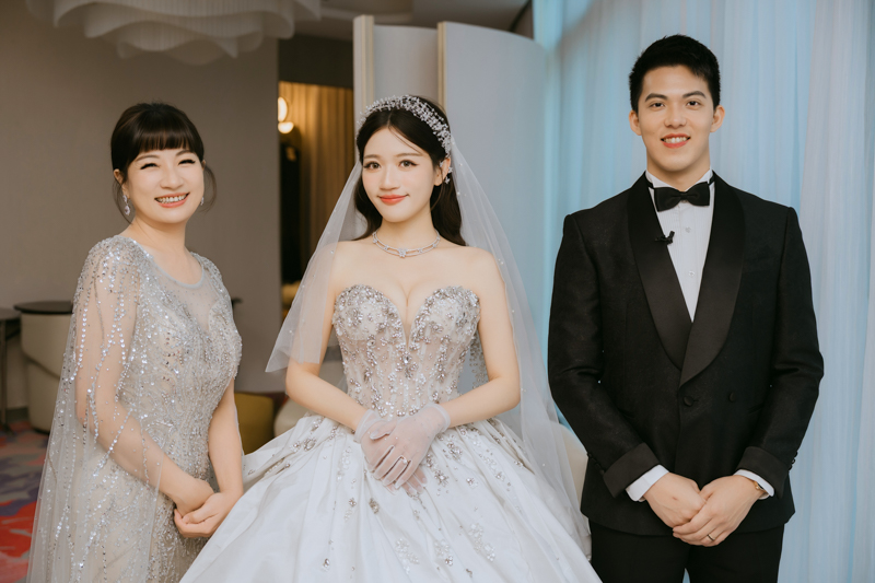 SJwedding鯊魚婚紗婚攝團隊雨翰在台北漢來大飯店拍攝的婚禮紀錄” border=