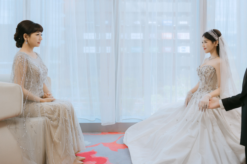 SJwedding鯊魚婚紗婚攝團隊雨翰在台北漢來大飯店拍攝的婚禮紀錄” border=