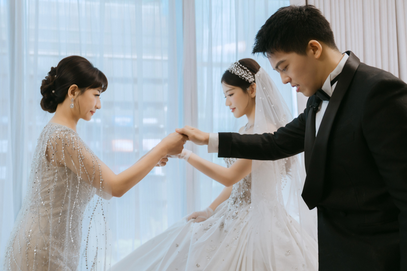 SJwedding鯊魚婚紗婚攝團隊雨翰在台北漢來大飯店拍攝的婚禮紀錄” border=