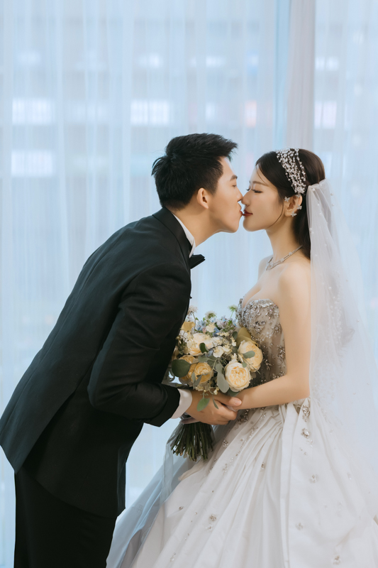 SJwedding鯊魚婚紗婚攝團隊雨翰在台北漢來大飯店拍攝的婚禮紀錄” border=