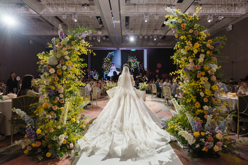 SJwedding鯊魚婚紗婚攝團隊雨翰在台北漢來大飯店拍攝的婚禮紀錄” border=