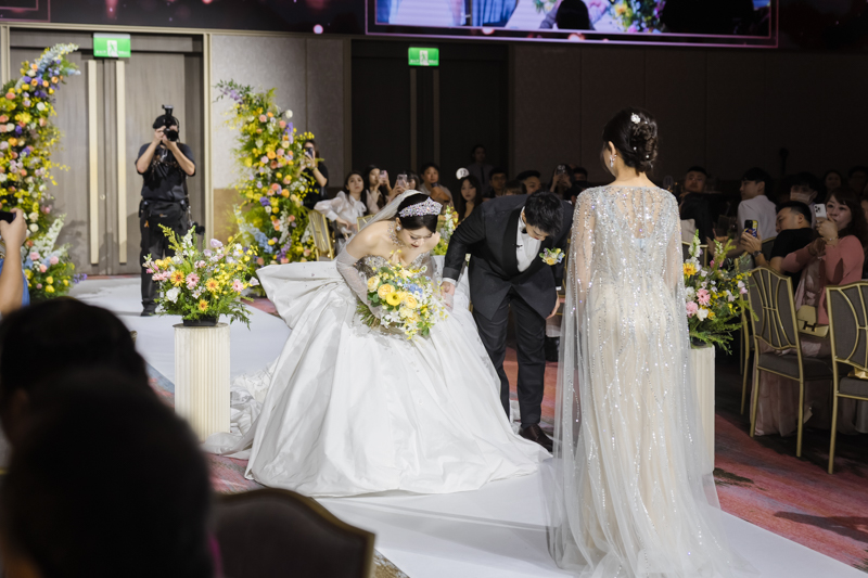 SJwedding鯊魚婚紗婚攝團隊雨翰在台北漢來大飯店拍攝的婚禮紀錄” border=