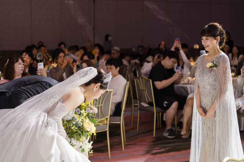 SJwedding鯊魚婚紗婚攝團隊雨翰在台北漢來大飯店拍攝的婚禮紀錄” border=