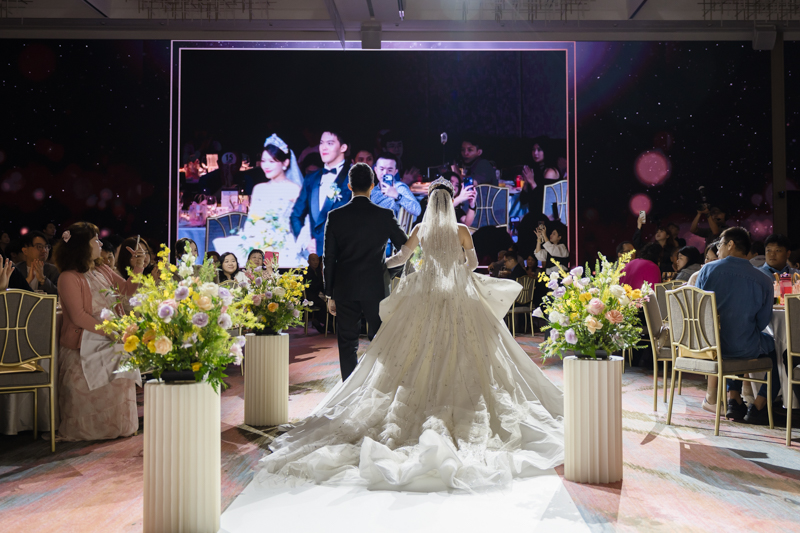 SJwedding鯊魚婚紗婚攝團隊雨翰在台北漢來大飯店拍攝的婚禮紀錄” border=