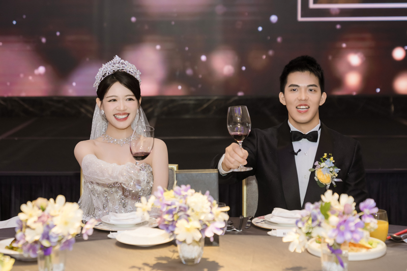 SJwedding鯊魚婚紗婚攝團隊雨翰在台北漢來大飯店拍攝的婚禮紀錄” border=
