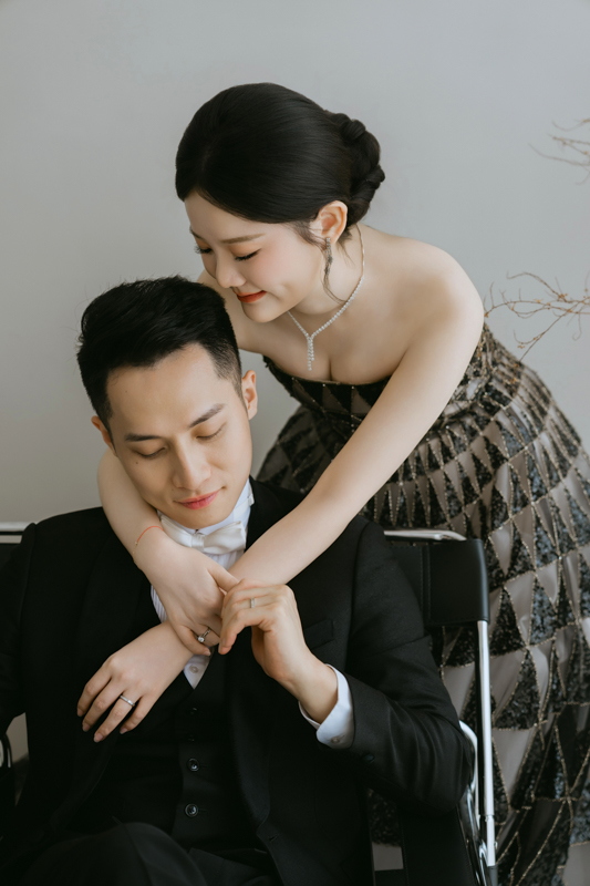 SJwedding鯊魚婚紗婚攝團隊雨翰在台北mainspaceAttic80大同大學拍攝的自助婚紗” border=