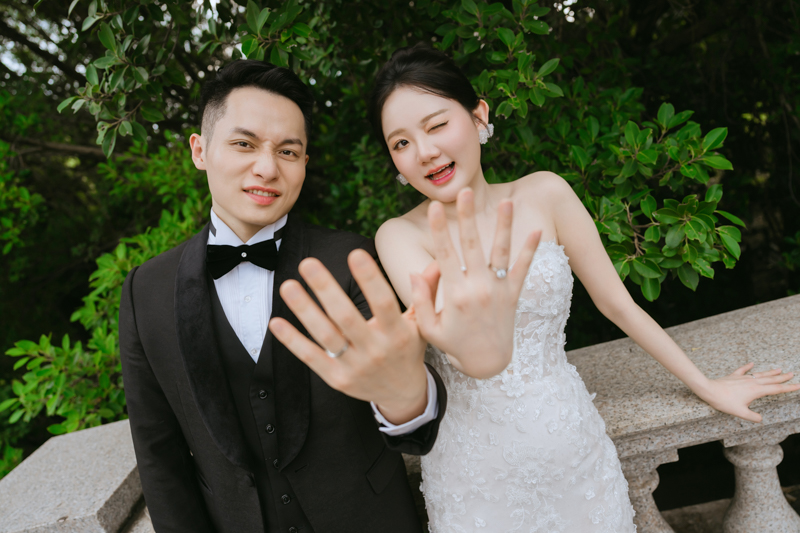 SJwedding鯊魚婚紗婚攝團隊雨翰在台北mainspaceAttic80大同大學拍攝的自助婚紗” border=