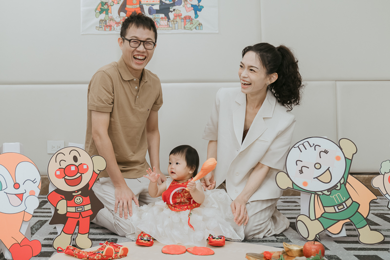 兒童寫真,寶寶寫真,兒童寫真攝影師,兒童攝影推薦,親子攝影師推薦,史東攝影,全家福,台北君悅酒店,親子攝影,抓周寫真