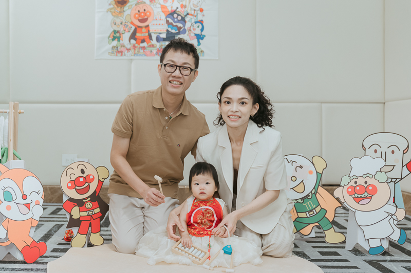 兒童寫真,寶寶寫真,兒童寫真攝影師,兒童攝影推薦,親子攝影師推薦,史東攝影,全家福,台北君悅酒店,親子攝影,抓周寫真