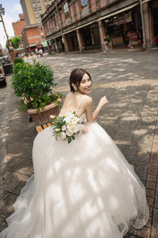 SJwedding鯊魚婚紗婚攝團隊Wesley在台北拍攝的自助婚紗