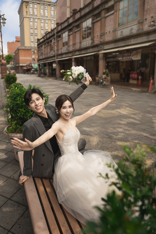 SJwedding鯊魚婚紗婚攝團隊Wesley在台北拍攝的自助婚紗