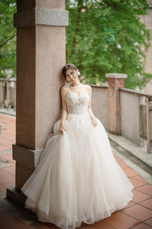 SJwedding鯊魚婚紗婚攝團隊Wesley在台北拍攝的自助婚紗
