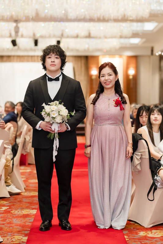 SJwedding鯊魚婚紗婚攝團隊水牛在大倉久和拍攝的婚禮紀錄” border=
