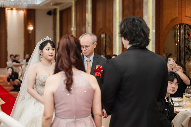 SJwedding鯊魚婚紗婚攝團隊水牛在大倉久和拍攝的婚禮紀錄” border=