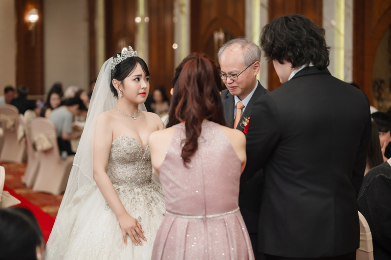 SJwedding鯊魚婚紗婚攝團隊水牛在大倉久和拍攝的婚禮紀錄” border=